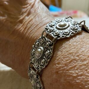 Silver tone  bracelet with Ottoman Empire 5para coin as dangle